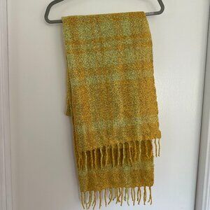 GAP Plaid Yellow Crochet Scarf
